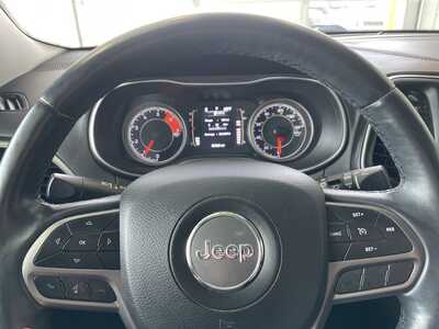 2019 Jeep Cherokee, $15931. Photo 10