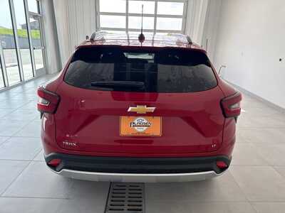 2026 Chevrolet Trax, $26385. Photo 5