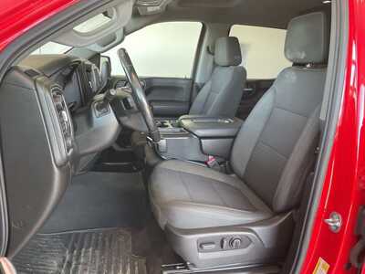 2021 Chevrolet 1500 Crew Cab, $32948. Photo 8