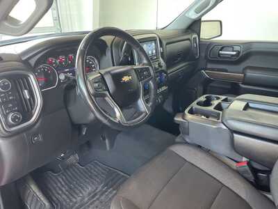 2021 Chevrolet 1500 Crew Cab, $32948. Photo 9