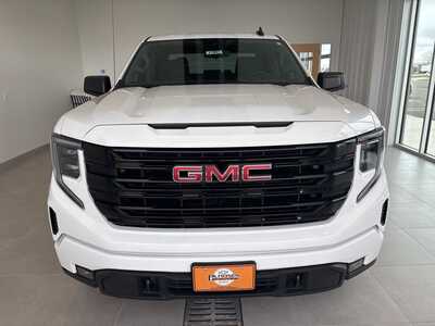 2024 GMC 1500 Crew Cab, $43716. Photo 6