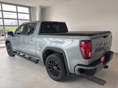 2024 GMC 1500 Crew Cab, $43653. Photo 2