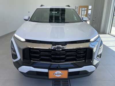 2026 Chevrolet Equinox, $36590. Photo 7
