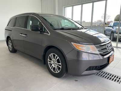 2012 Honda Odyssey, $6000. Photo 5