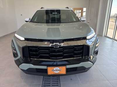 2025 Chevrolet Equinox, $33490. Photo 2