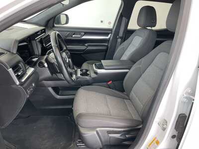 2025 GMC Terrain, $28321. Photo 9