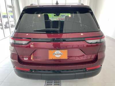 2025 Jeep Grand Cherokee, $35999. Photo 3