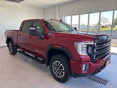 2023 GMC 2500 Crew Cab, $57998. Photo 6