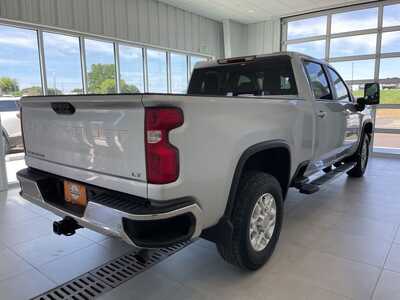 2020 Chevrolet 2500 Crew Cab, $37332. Photo 6