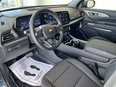 2026 Chevrolet Traverse, $46445. Photo 9