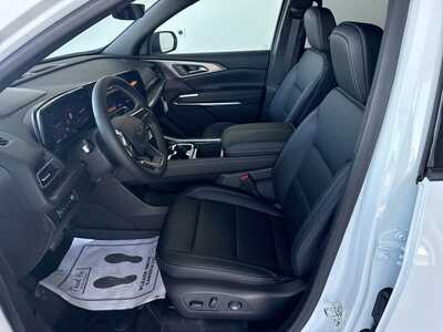 2026 Chevrolet Traverse, $50125. Photo 9