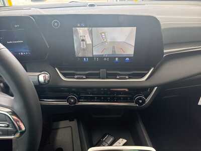 2026 Chevrolet Equinox, $35790. Photo 12