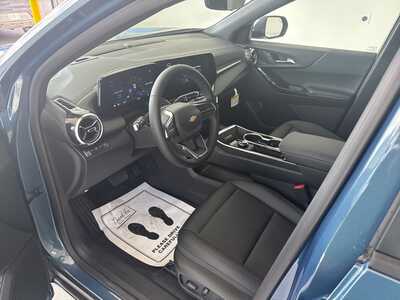 2026 Chevrolet Equinox, $35790. Photo 7