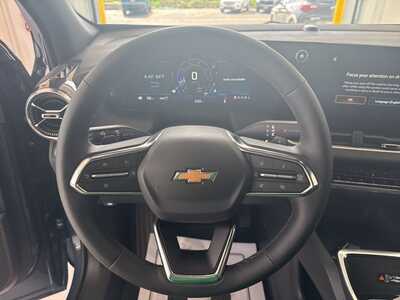 2026 Chevrolet Equinox, $35790. Photo 9