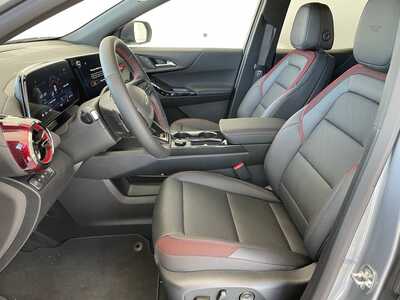 2026 Chevrolet Equinox, $38540. Photo 8