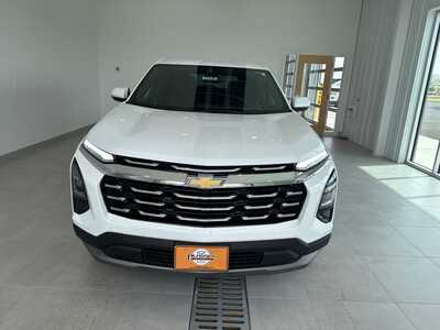 2025 Chevrolet Equinox, $27888. Photo 2
