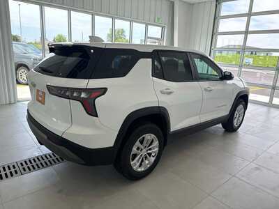 2025 Chevrolet Equinox, $27888. Photo 4