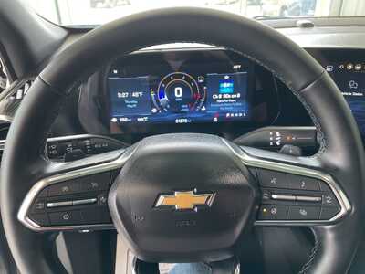 2025 Chevrolet Equinox, $29528. Photo 12