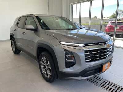 2025 Chevrolet Equinox, $27999. Photo 6