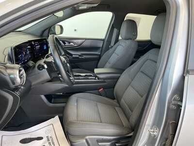 2025 Chevrolet Equinox, $27999. Photo 8