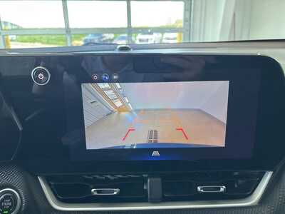 2025 Chevrolet Equinox, $28888. Photo 11