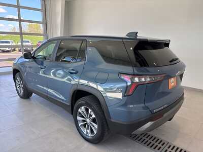 2025 Chevrolet Equinox, $28888. Photo 2