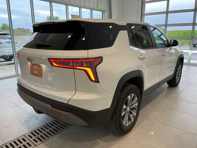 2025 Chevrolet Equinox, $28599. Photo 6