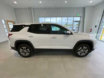 2025 Chevrolet Equinox, $28599. Photo 7