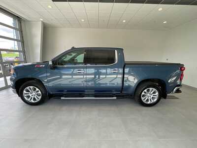 2024 Chevrolet 1500 Crew Cab, $44944. Photo 2