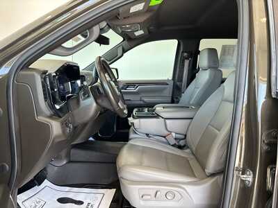 2023 Chevrolet 1500 Crew Cab, $38422. Photo 9