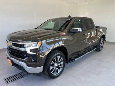 2023 Chevrolet 1500 Crew Cab, $38422. Photo 1