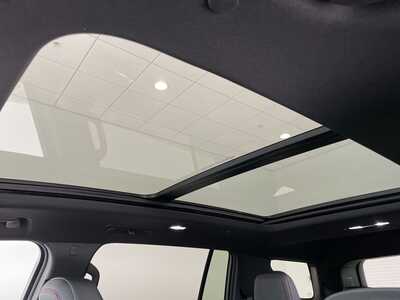 2026 Chevrolet Traverse, $61320. Photo 10