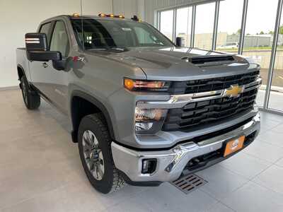 2026 Chevrolet 2500 Crew Cab, $77885. Photo 9