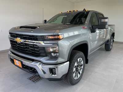 2026 Chevrolet 2500 Crew Cab, $77885. Photo 1