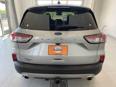 2022 Ford Escape, $25328. Photo 3