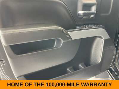 2015 Chevrolet 3500 Crew Cab, $33255. Photo 11