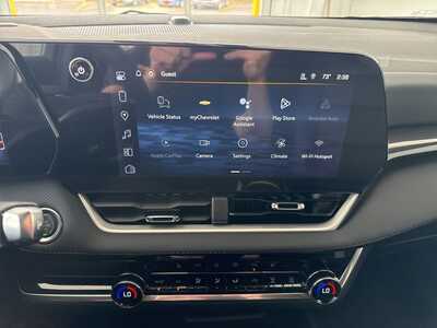 2026 Chevrolet Equinox, $37210. Photo 12