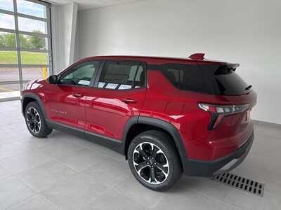 2026 Chevrolet Equinox, $37210. Photo 6