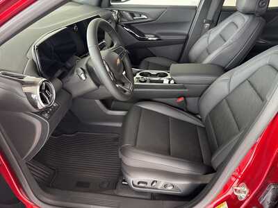 2026 Chevrolet Equinox, $37210. Photo 9