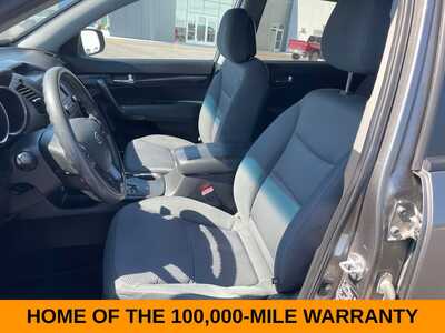 2013 Kia Sorento, $4548. Photo 10