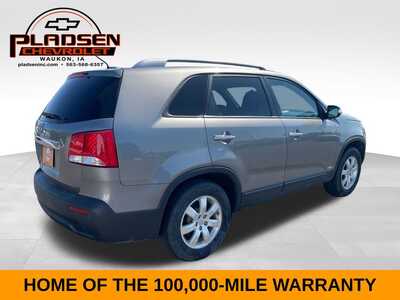 2013 Kia Sorento, $4548. Photo 5