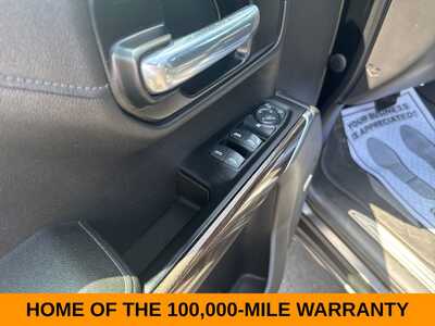 2022 Chevrolet 1500 Crew Cab, $34988. Photo 12