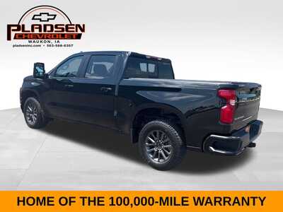 2022 Chevrolet 1500 Crew Cab, $34988. Photo 3