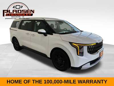 2026 Kia Carnival, $36981. Photo 7