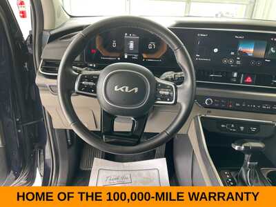 2026 Kia Carnival, $37361. Photo 12