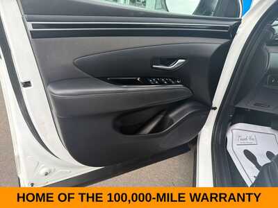 2024 Hyundai Santa Cruz, $26787. Photo 11