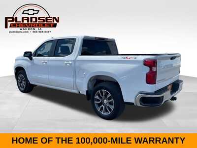 2024 Chevrolet 1500 Crew Cab, $37250. Photo 3