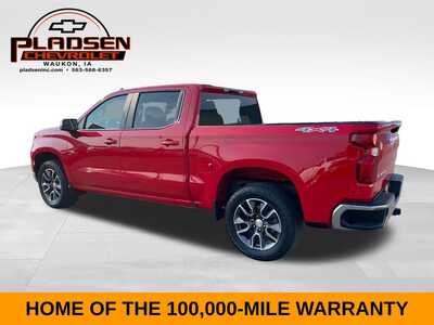 2024 Chevrolet 1500 Crew Cab, $38941. Photo 3