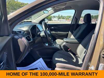 2024 Chevrolet Equinox, $25330. Photo 10
