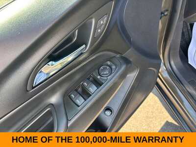 2024 Chevrolet Equinox, $25330. Photo 12
